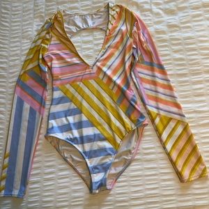Billabong women’s one piece suit